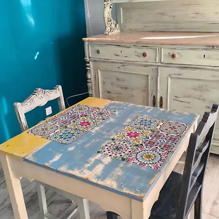 A Praia, My Own Paradise- Estudio